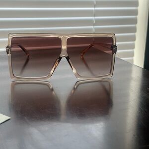 Stylist Brown Square Sunglasses 🤎